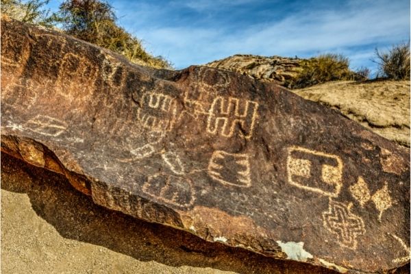 Grapevine Canyon Petroglyphs